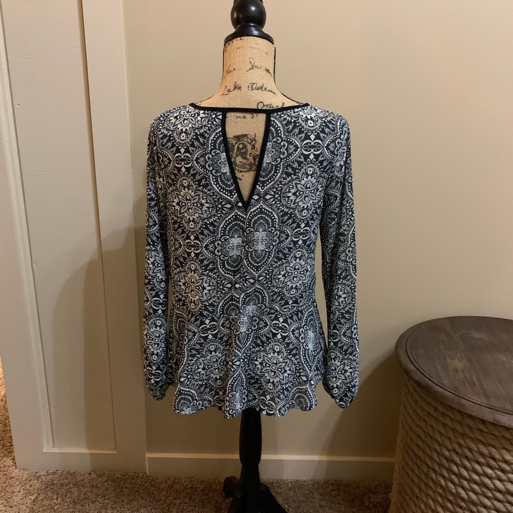 Navy Floral Blouse - Picture 2 of 7